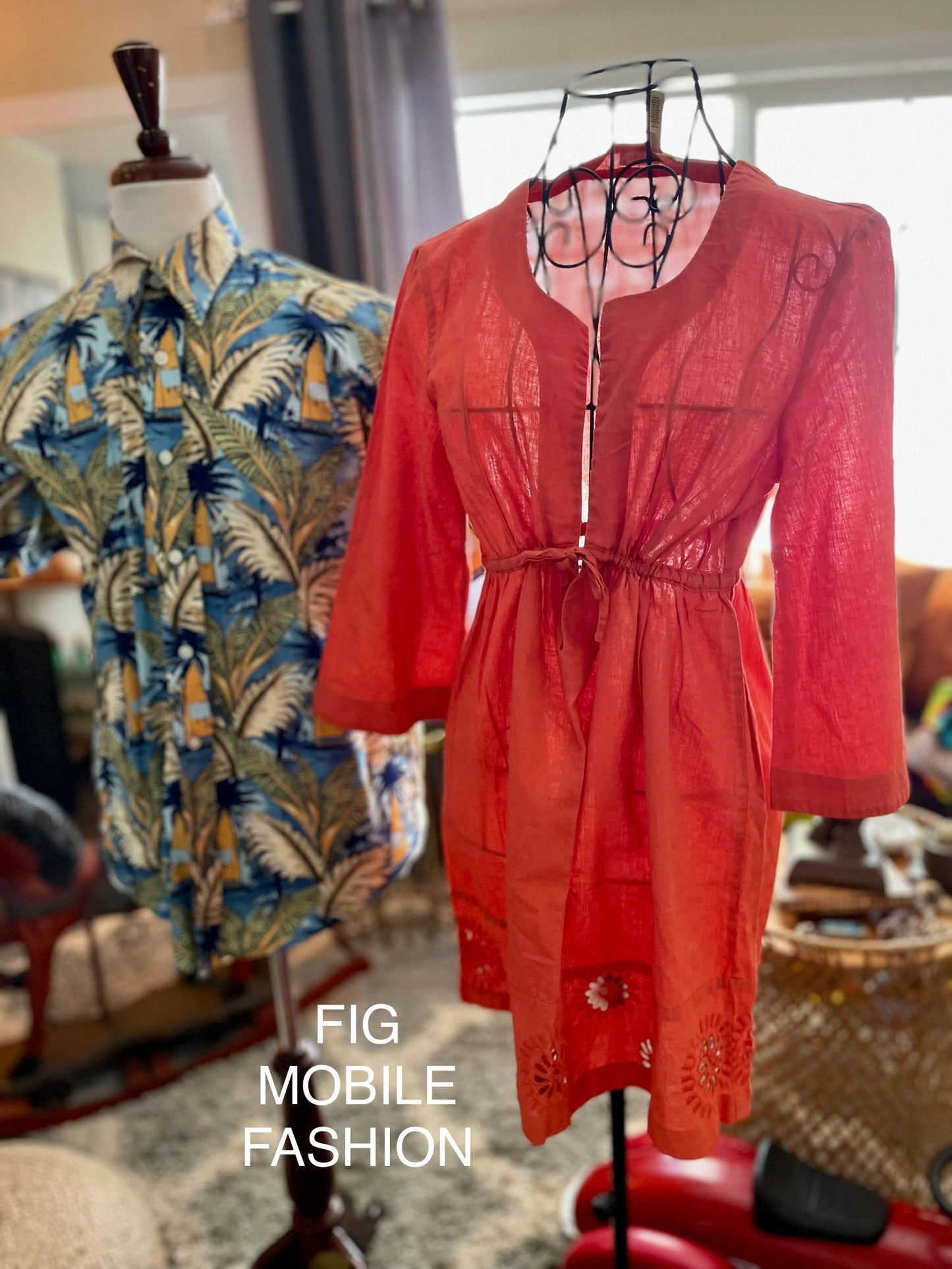 Women’s Vintage Top.