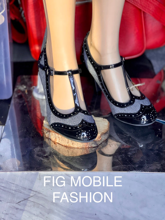 Women’s Vintage Shoes